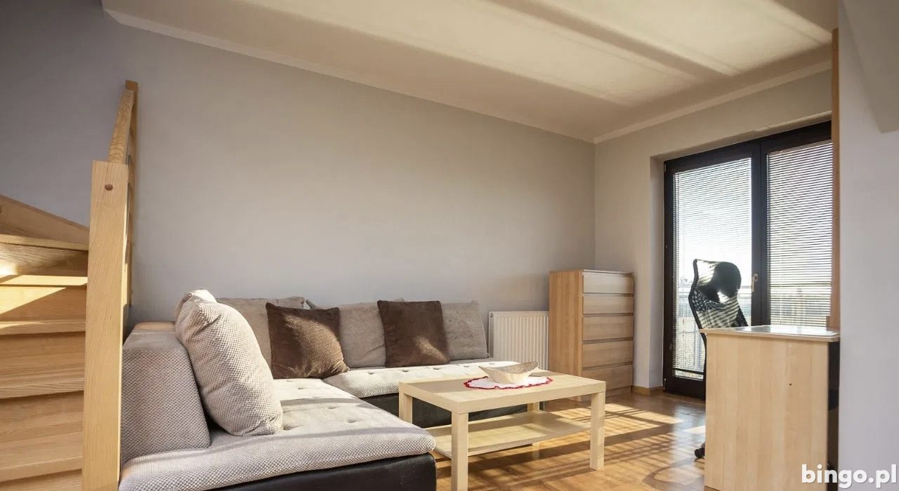 3 pokoje, 61 m² · Muchobór Wielki