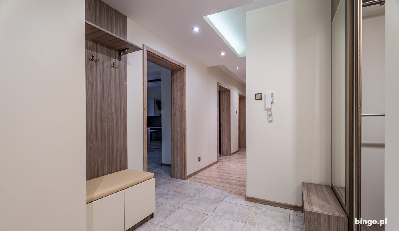 3 pokoje, 79 m² · Piątkowo