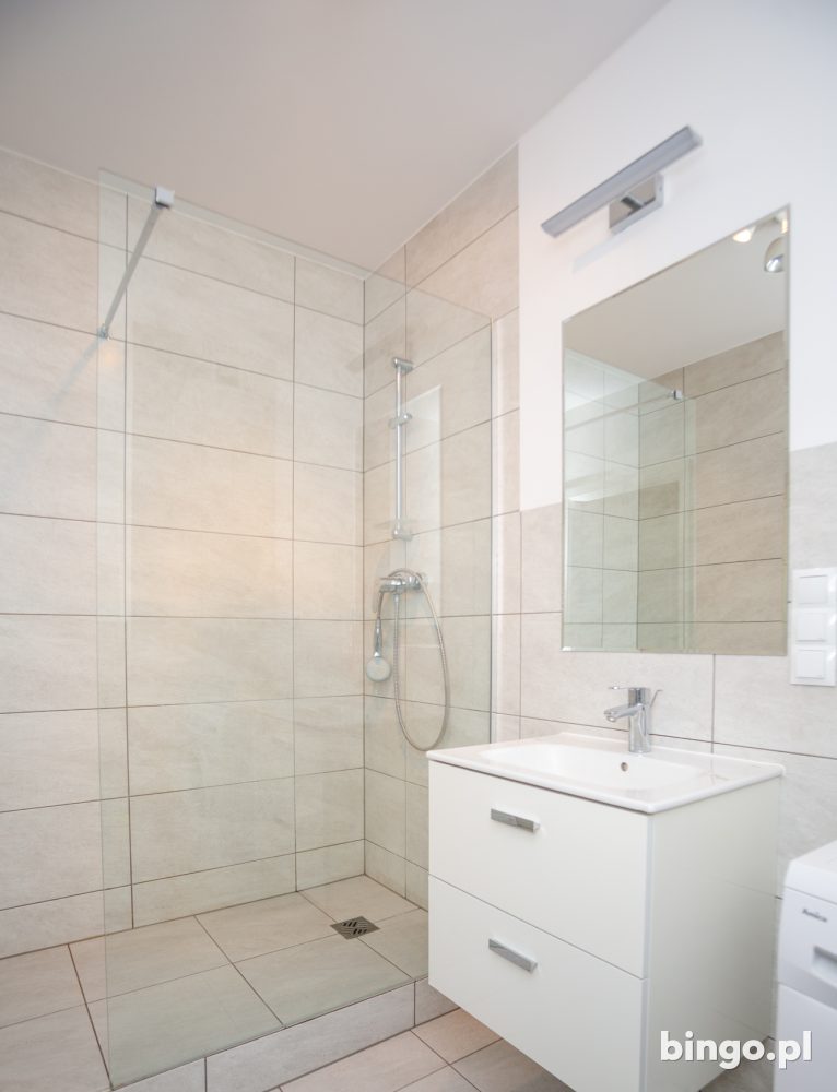2 pokoje, 56 m² · Grabiszyn
