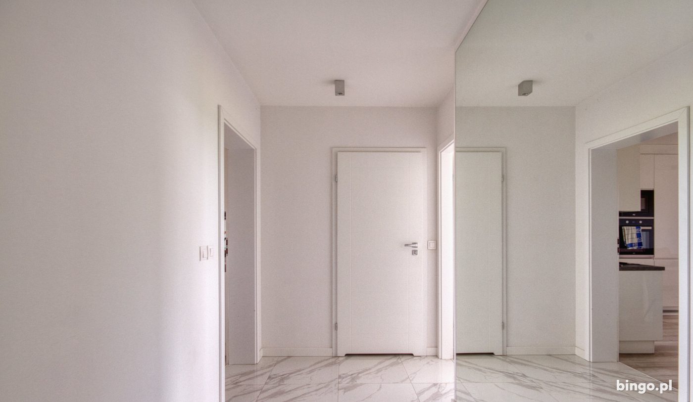 4 pokoje, 68 m² · Muchobór Wielki