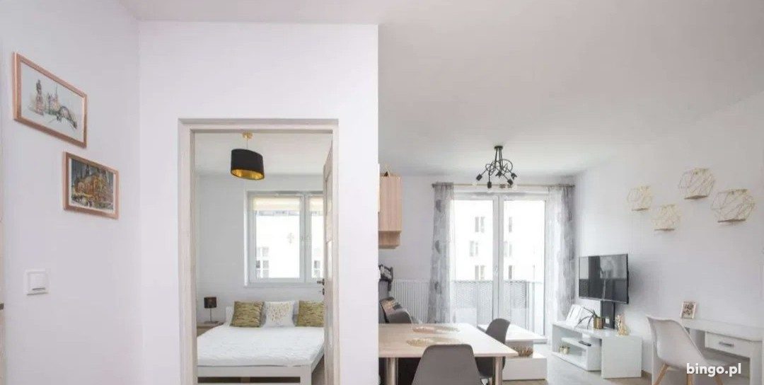 2 pokoje, 30 m² · Ołbin