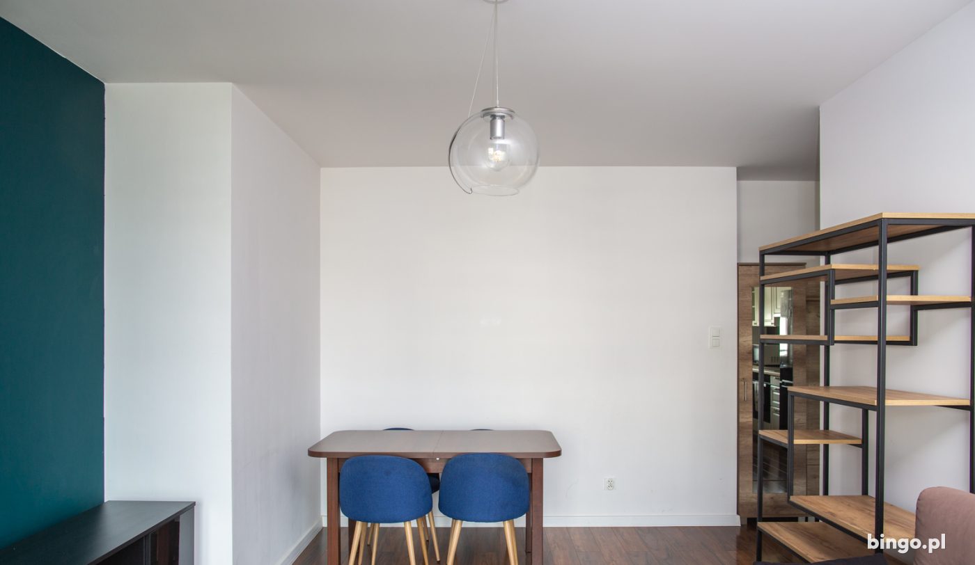 2 pokoje, 49 m² · Poświętne