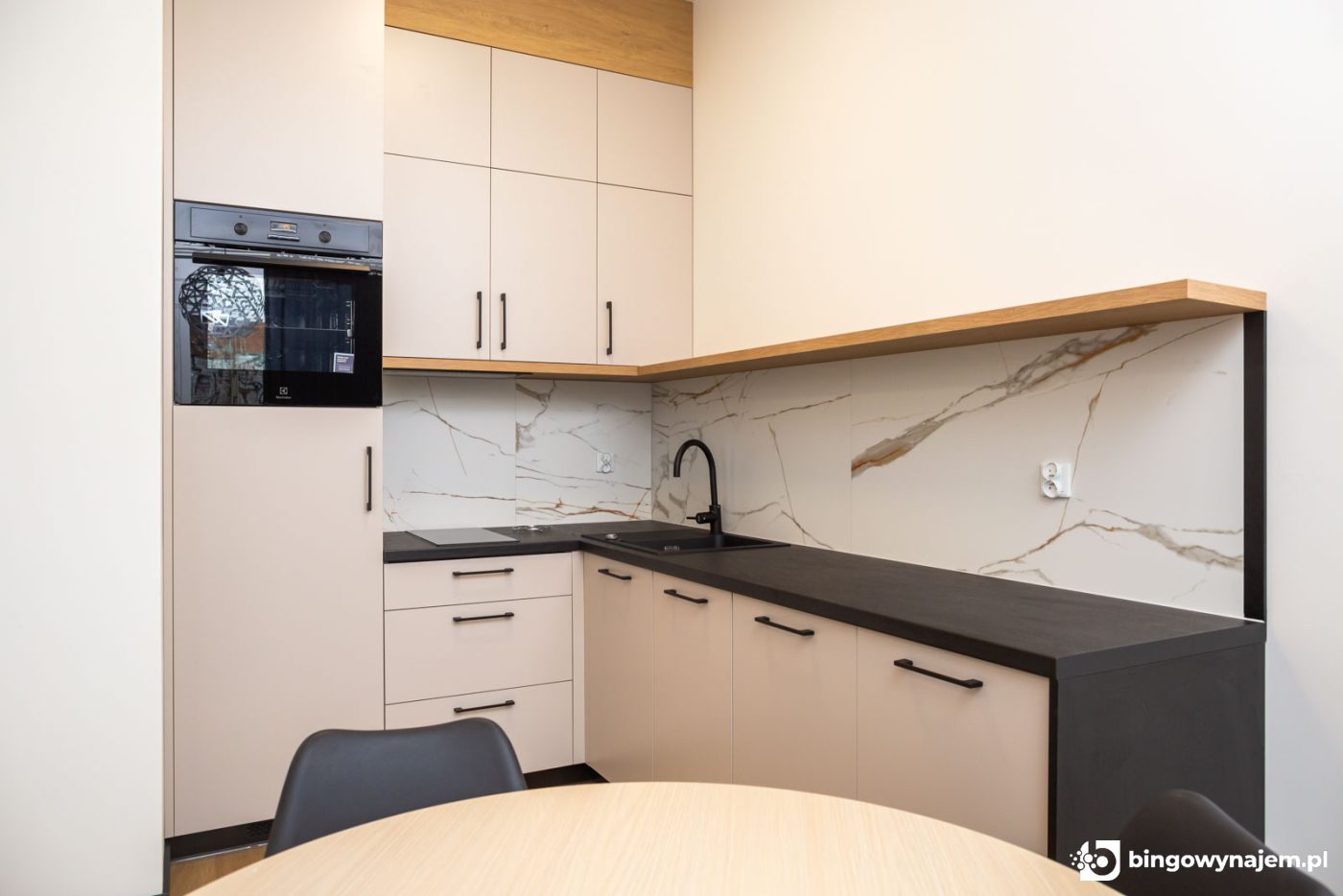 2 pokoje, 36 m² · Przedmieście Oławskie