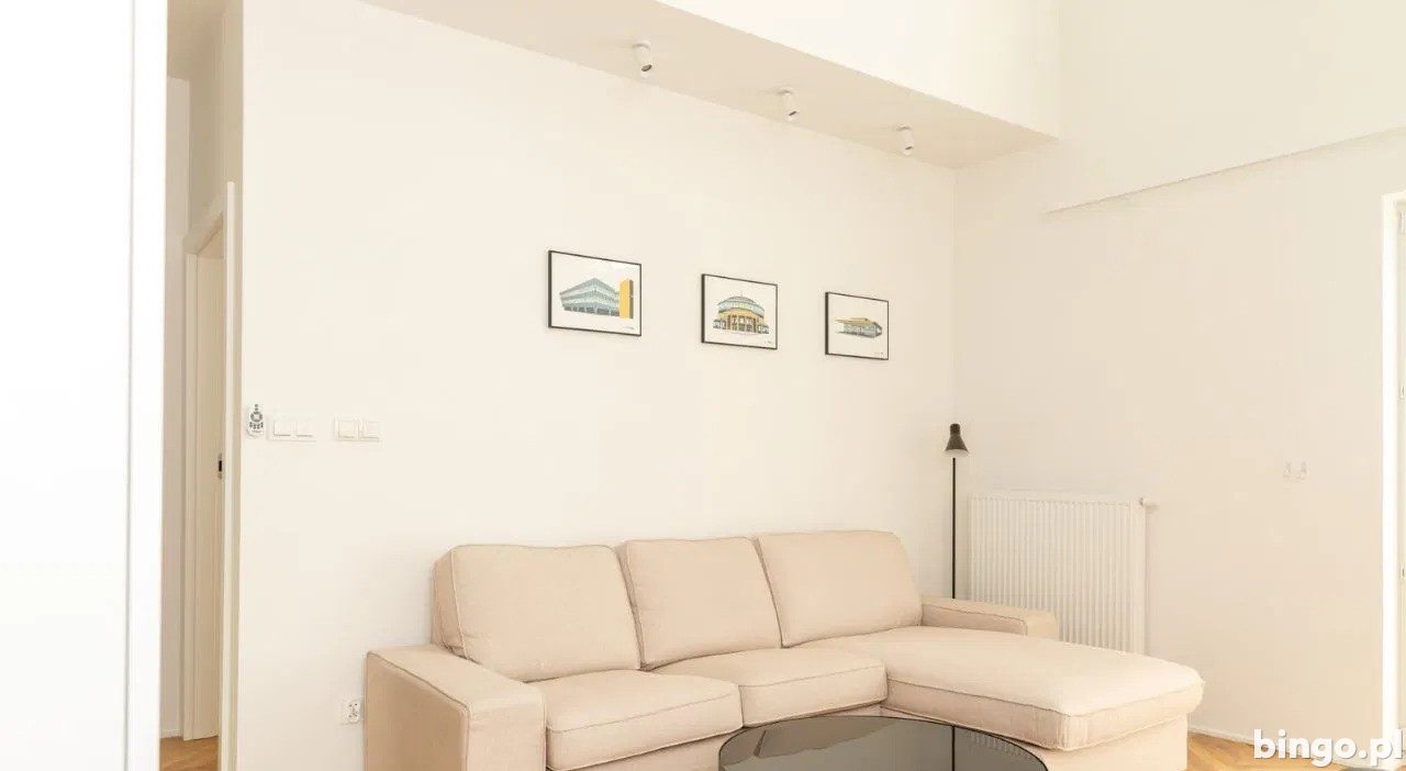 3 pokoje, 72 m² · Biskupin