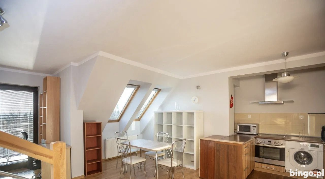3 pokoje, 61 m² · Muchobór Wielki