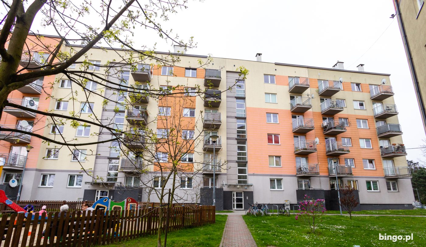 2 pokoje, 43 m² · Psie Pole