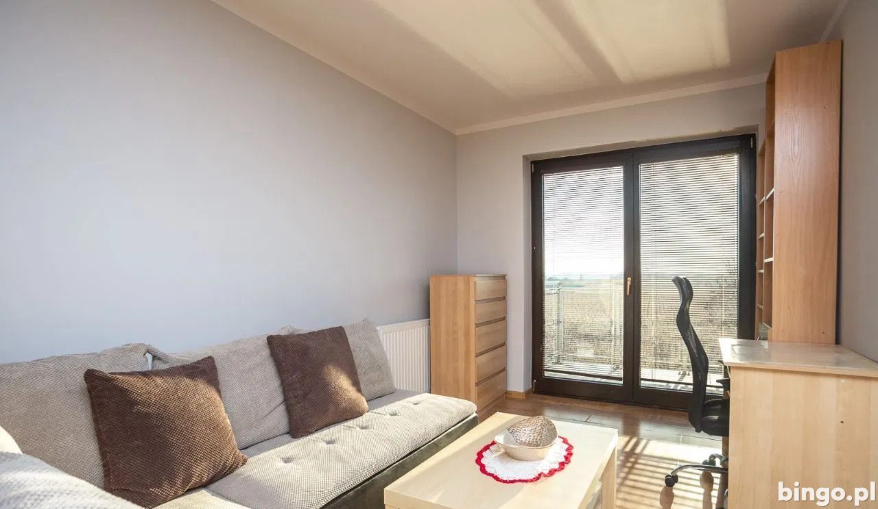 3 pokoje, 61 m² · Muchobór Wielki