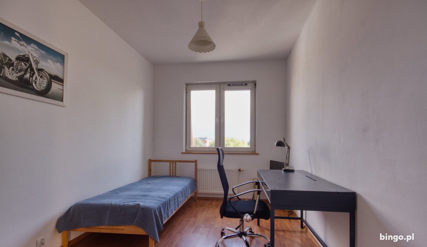 3 pokoje, 64 m² · Jagodno